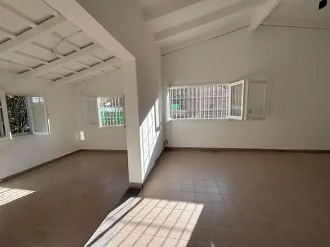CASA 2 DORMITORIOS VENTA EN VILLA SAN LORENZO