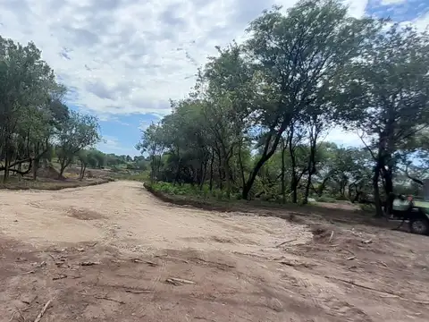 Terreno en Venta 10  mts Fondo