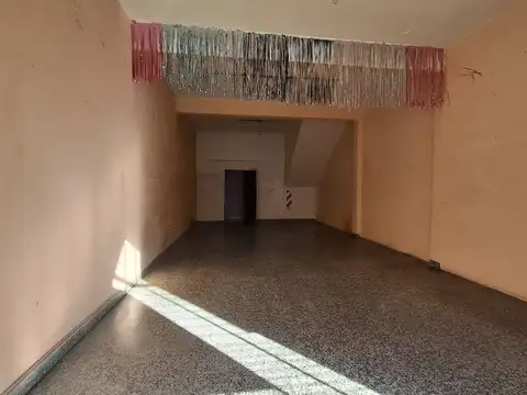 Local en Alquiler en Berazategui, $ 750.000