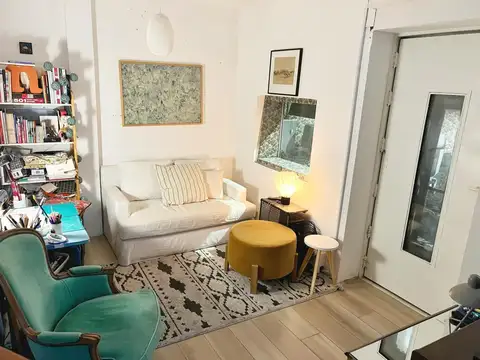 Depto Tipo Casa 4 ambientes con 2 baños