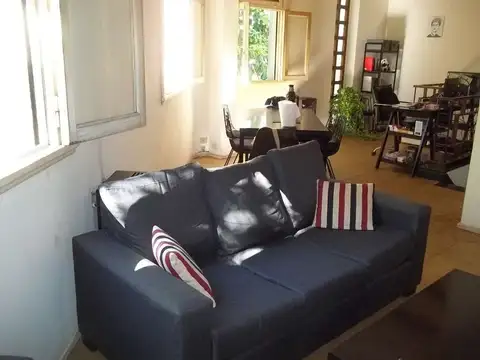 Depto Tipo Casa 2 ambientes con 1 baño