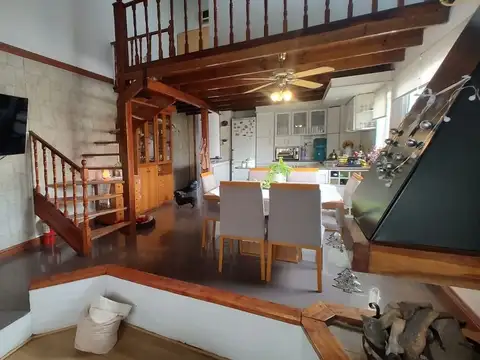 Depto Tipo Casa en Venta de 3 dormitorios