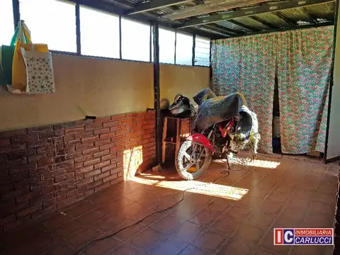 Casa en Venta con 1 cochera