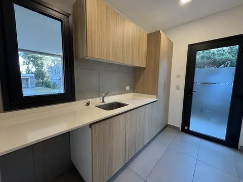 Casa en una planta en La Reserva Cardales.