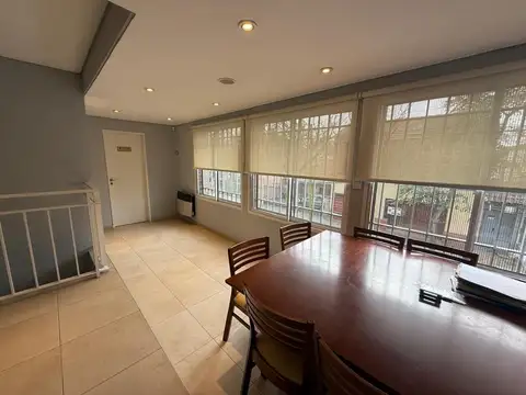 Planta industrial con cámara frigorífica