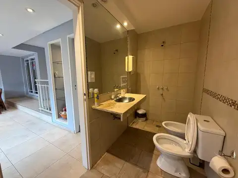 Planta industrial con cámara frigorífica