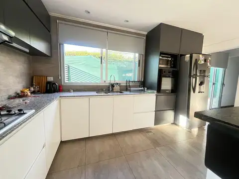 Casa en Venta en Maipu, USD 278.000