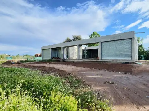 Casa en Venta en Centenario, USD 390.000