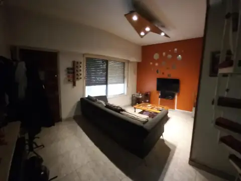 Benjamín Franklin 400, Piso PB