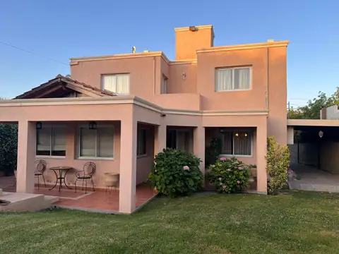 venta casa 4 dormitorios barrio privado guaymallen