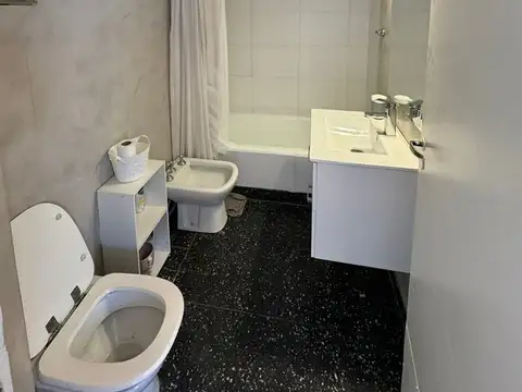 Departamento en Alquiler en Recoleta, $ 550.000