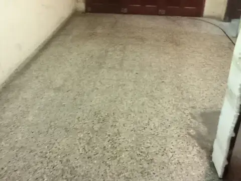 El Salvador 200, Piso 1