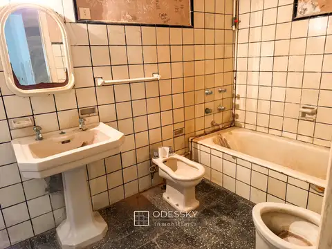 Atención Inversores !  Propiedad única en el corazón de Cañuelas