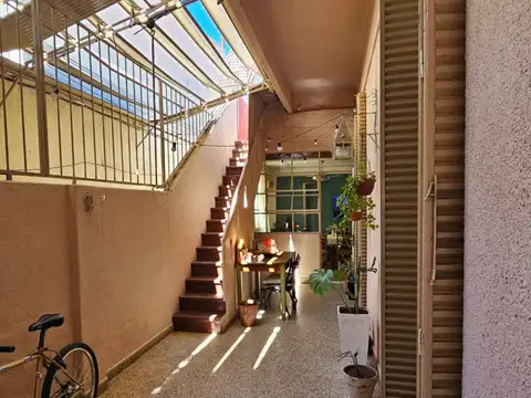 Depto Tipo Casa en Venta de 4 ambientes