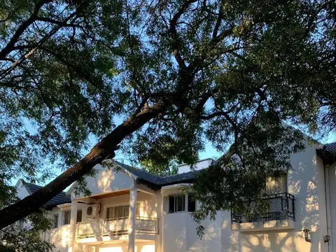 Casa en Venta de 8 dormitorios