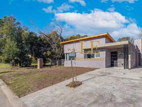 Casa en Venta - Pilar del Este