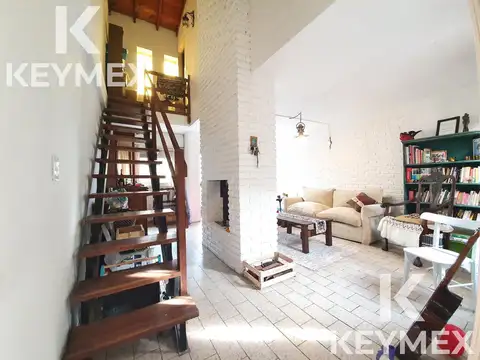 Depto Tipo Casa en Venta 40 años