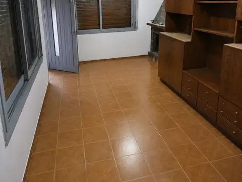 Depto Tipo Casa 3 ambientes con 1 baño