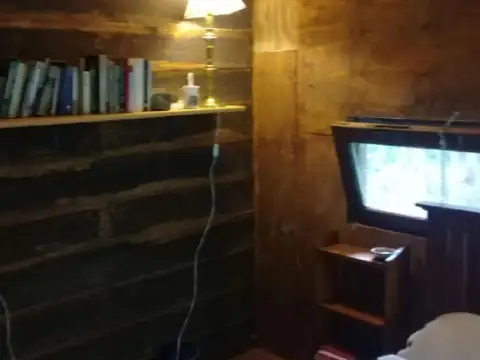 Casa 2 ambientes con 1 baño