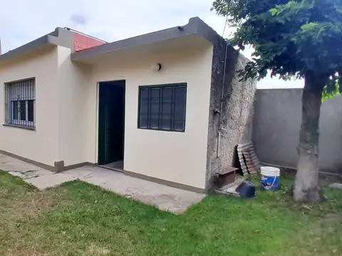 Depto Tipo Casa en Alquiler en Boulogne, $ 550.000