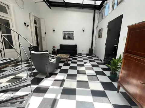 Depto Tipo Casa en Alquiler 85 años