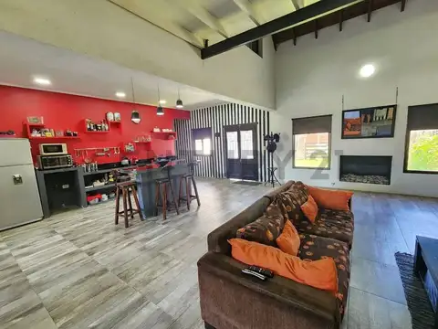 Santa Fe 1000, Piso 0