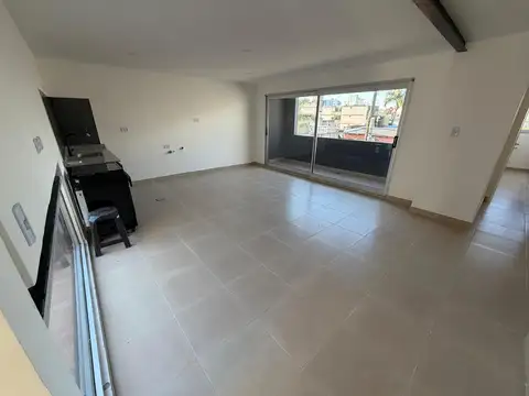 Depto Tipo Casa en Alquiler de 2 dormitorios
