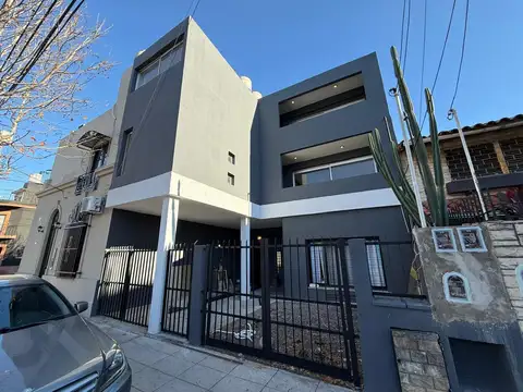 PH 3 amb. con patio y balcon a estrenar