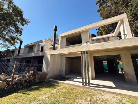 Departamento en Venta con 2 cocheras