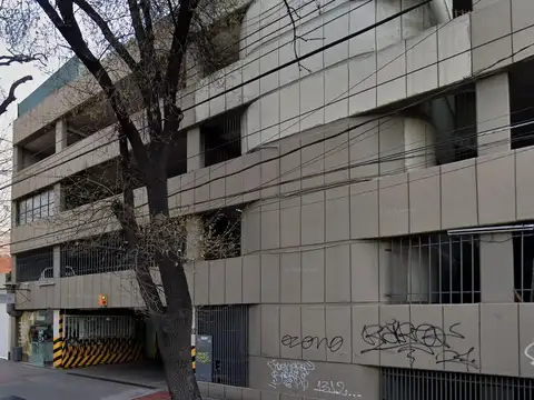 Cochera en Garibldi al 100