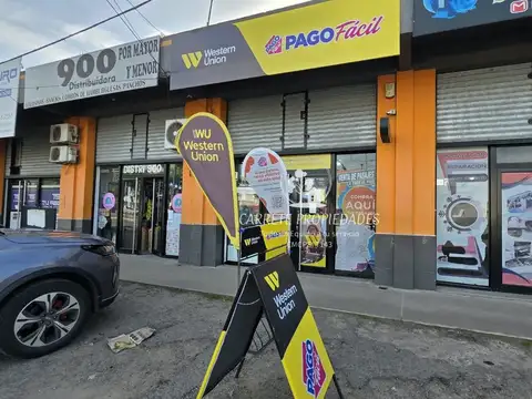 Complejo Comercial en Venta en bloque de  6 locales c/Renta. Villa Rosa. Pilar.