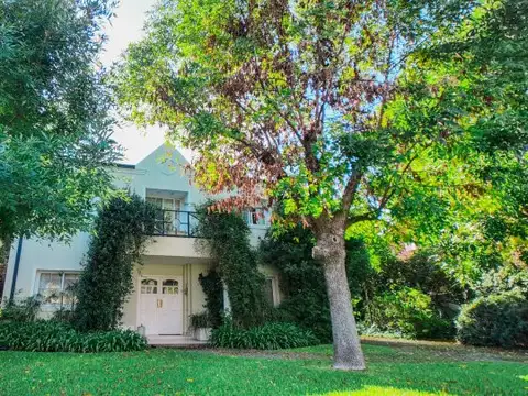 VENTA CASA - CLUB DE CAMPO PUEYRREDON