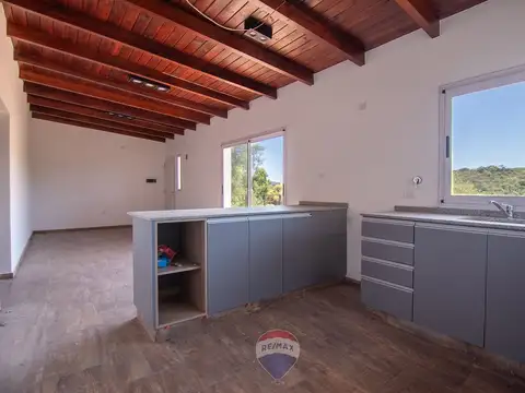 Casa 5 ambientes con 1 baño