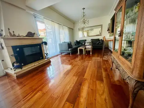 Venta Departamento 5 ambientes con Balcón Terraza, cochera y 2 Bauleras en Villa Urquiza