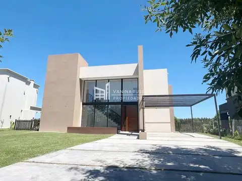 EN VENTA CASA EL CANTON ISLAS A ESTRENAR 2600