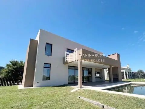 Casa en venta El Cantón Islas