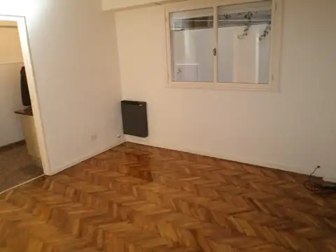 Depto tipo PH 2 ambientes PB  interno c/ 2 patios- Estomba al 2600