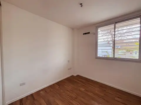 Departamento en Venta en Alberdi, USD 95.000