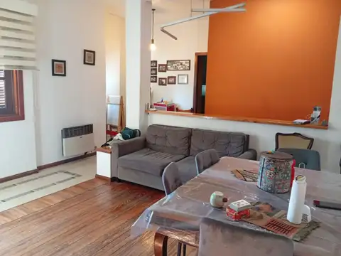 En venta Ph 3 amb con entrada Independiente en Monte Castro