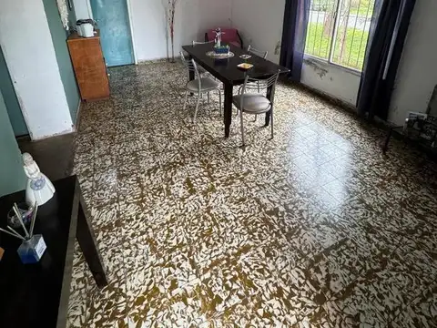 Casa en Venta en Jáuregui José María, USD 70.000
