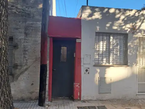 Venta de Casa de Dos Dormitorios en Barrio Belgrano, Rosario
