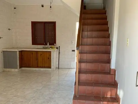 Depto Tipo Casa en Venta 15 años