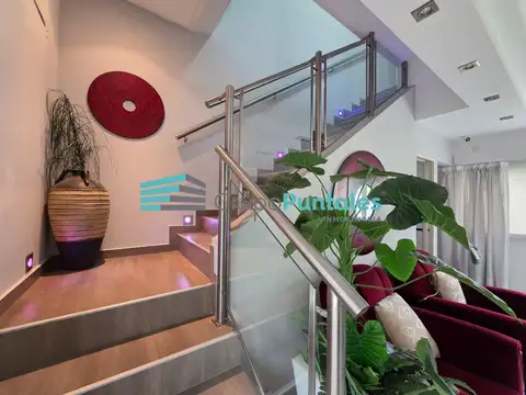 Casa en Venta en El Trébol, USD 510.000