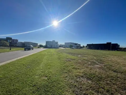 Terreno en Venta de 964,0 m2