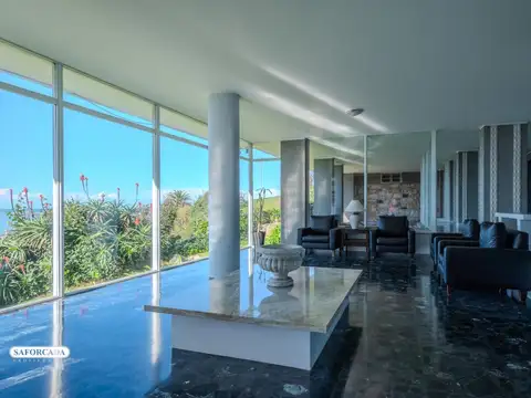 SEMIPISO FRENTE AL MAR EN PLAYA GRANDE - 3 DORM - DEP - COCH