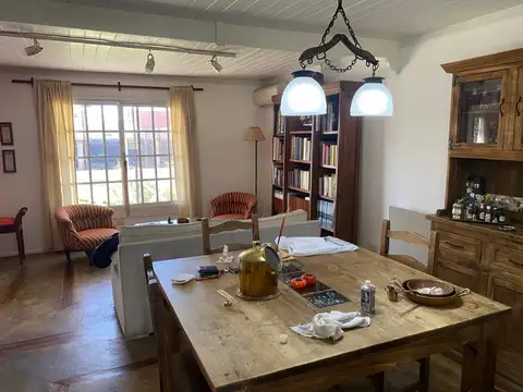 Casa en Venta con 1 cochera