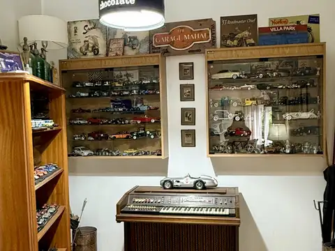 2 Departamentos de 3 Ambientes en Bloque en Primer y Segundo Piso.