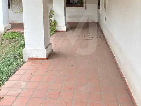 CASA QUINTA 1,25 HAS parquizada