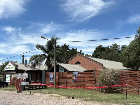 LOCAL COMERCIAL EXALTACION DE LA CRUZ RUTA 8