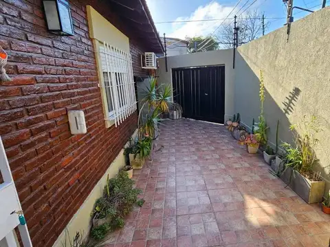 MARTINEZ VENTA PH 4 AMB PATIO COCHERA REFACCIONADO